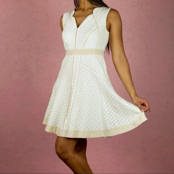 Ann Taylor Dresses & Skirts - EUC Ann Taylor 18 Lace A Line Bridal Sunday Dress